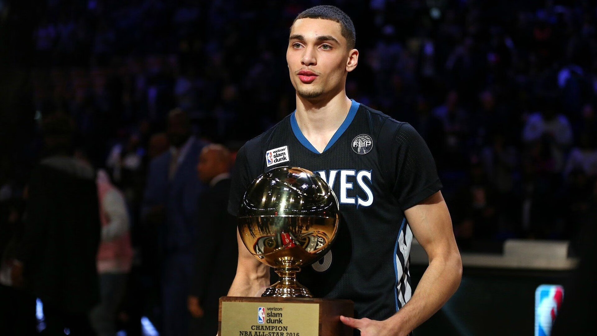 乌克兰足球迎来新希望，年轻球员崭露头角