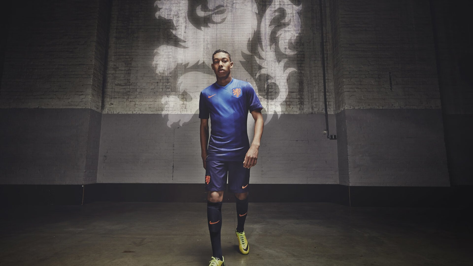 欧洲杯决胜轮：战术调整带来意想不到的最终胜利，欧洲杯决赛胜负预测